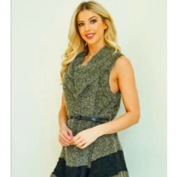 Top - Picture 3 of 3